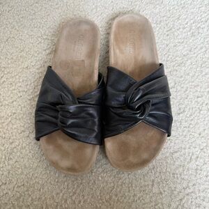 CLOSED kyomi sandals in black/tan Size 40 US 9.5